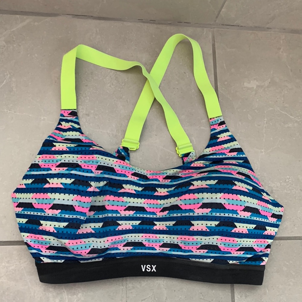 Victoria’s Secret sport sports bra